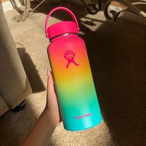 HYDRO FLASK Hawaiian Rainbow Shave Ice Collection